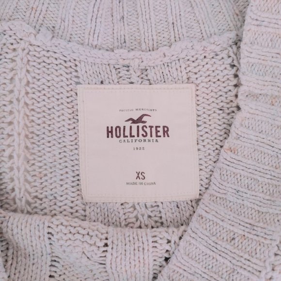 Hollister Rare Off the Shoulder Batwing Sleeve Knit Top- Sandy beige - Picture 9 of 9